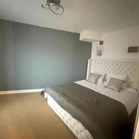 Wondersuite Appartement - Centre Ville Avec Parking Couvert -15Mn De Paris Et 10 Mn De Stade De France, Wifi, Netflix Deuil-la-Barre Exterior foto