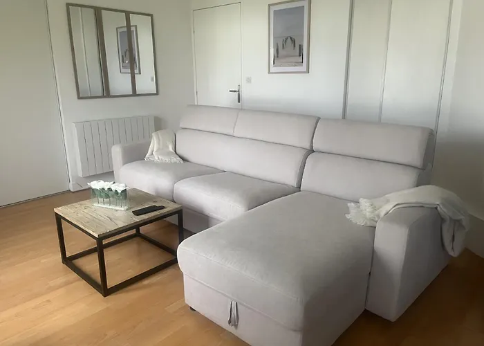 Wondersuite Appartement - Centre Ville Avec Parking Couvert -15Mn De Paris Et 10 Mn De Stade De France, Wifi, Netflix