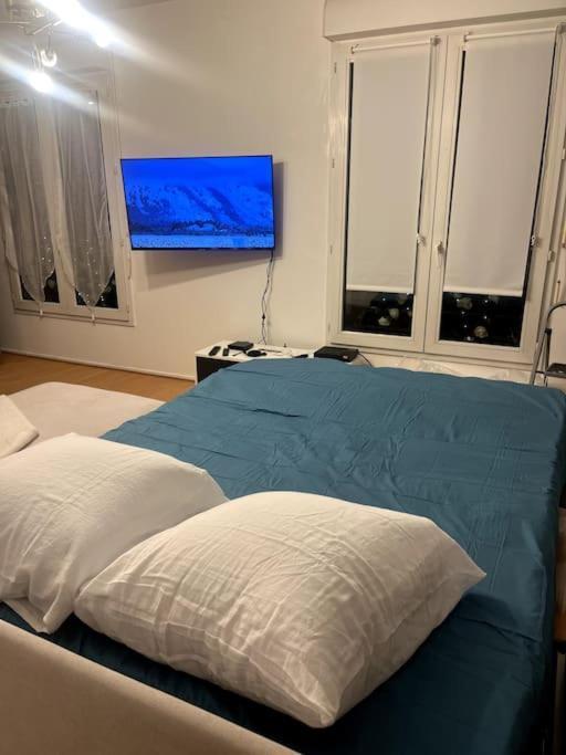 Wondersuite - Centre Avec Parking Couvert -15mn De Paris Et 10 Mn De Stade De France, Wifi, Netflix Apartment *